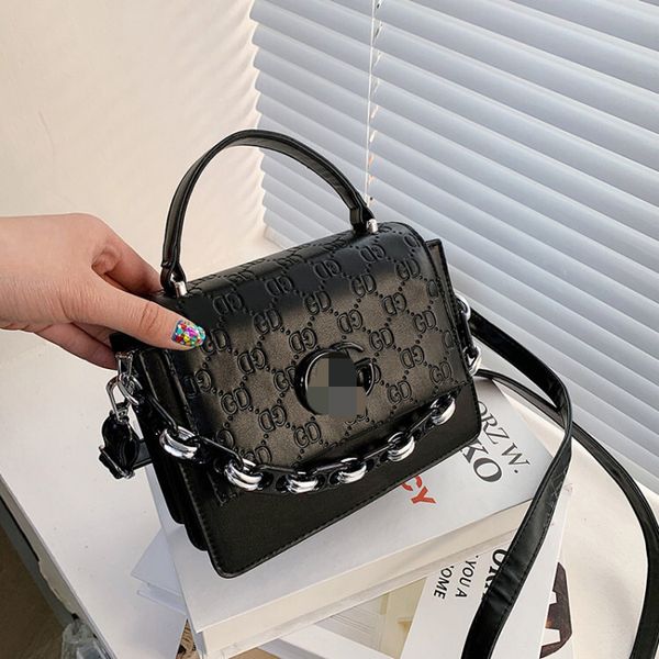 bag female 2021 new style women's chain single shoulder embossed net messenger cloud mouth red bag
bag female 2021 new style women's chain single shoulder embossed net messenger cloud mouth red bag