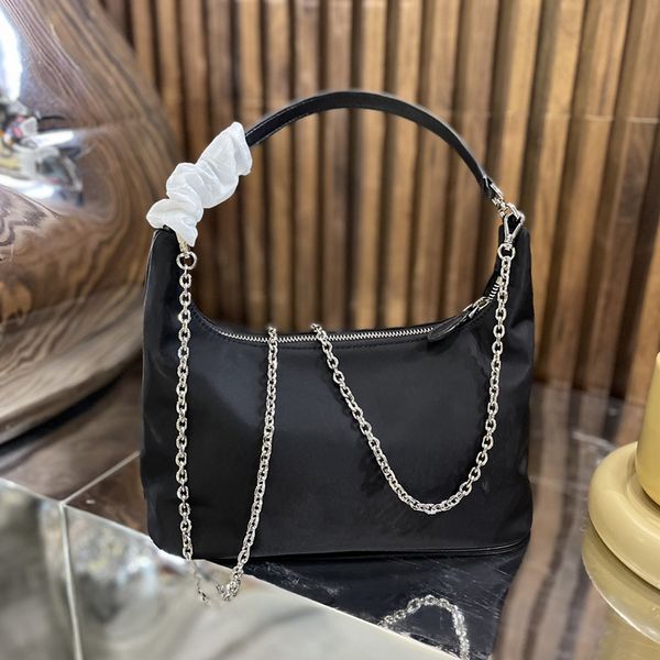 designer bag wallets handbag shoulder bags handbags high-quality silver chain canvas different colors various styles with original box size
designer bag wallets handbag shoulder bags handbags high-quality silver chain canvas different colors various styles with original box size