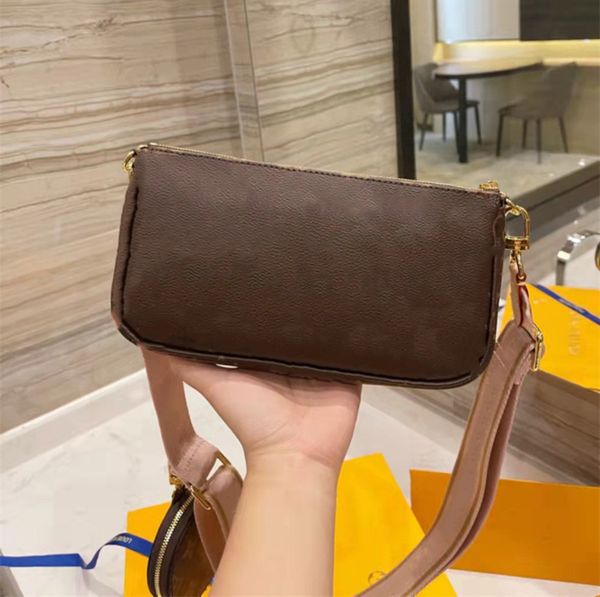 classic luxurys designers bags multi pochette accessories ladies handbag patent leather shoulder crossbody bag clutch wallet 3 pcs/set never, Red;black
classic luxurys designers bags multi pochette accessories ladies handbag patent leather shoulder crossbody bag clutch wallet 3 pcs/set never, Red;black