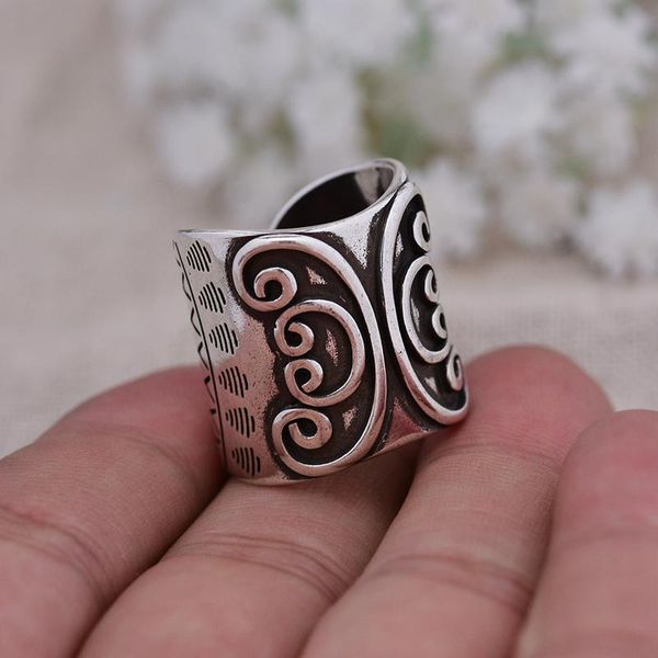 cluster rings fashion 100% 925 sterling silver flower finger ring original jewelry for women 2021 year gift no fade, Golden;silver
cluster rings fashion 100% 925 sterling silver flower finger ring original jewelry for women 2021 year gift no fade, Golden;silver
