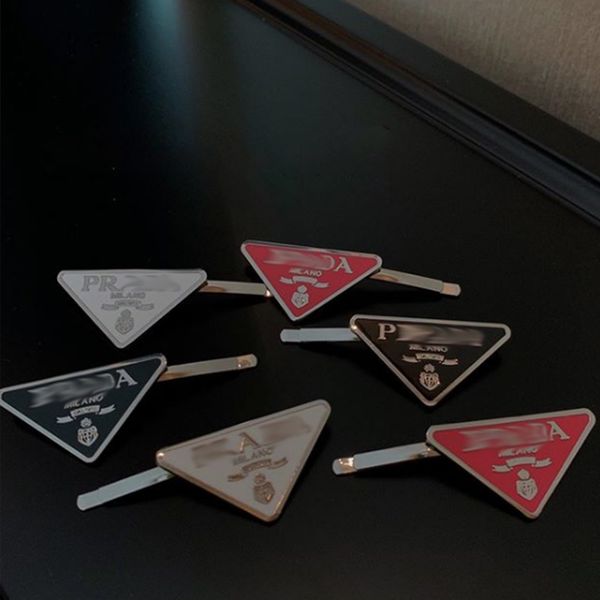 2021 selling triangle letter hair clip women girl triangle barrettes with stamp fashion hair accessories high quality, Golden;silver
2021 selling triangle letter hair clip women girl triangle barrettes with stamp fashion hair accessories high quality, Golden;silver