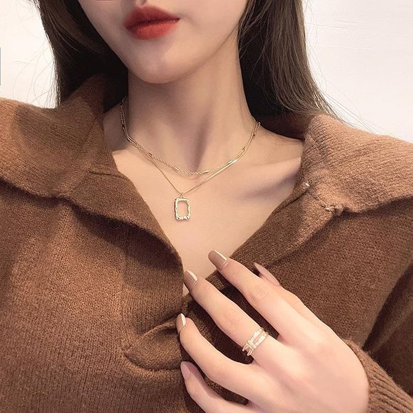 pendant necklaces 2021 korean fashion trend simple double-layer for women niche design sense stacking square clavicle chain, Silver
pendant necklaces 2021 korean fashion trend simple double-layer for women niche design sense stacking square clavicle chain, Silver