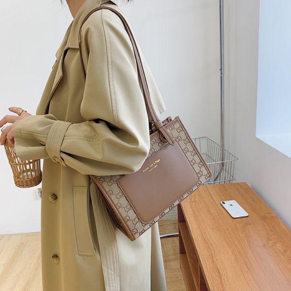 luxury designer popular bag women new fashion letter one shoulder armpit pu texture women's hand tote outlet sale8ptx
luxury designer popular bag women new fashion letter one shoulder armpit pu texture women's hand tote outlet sale8ptx