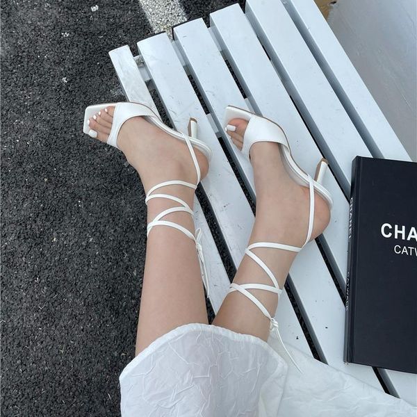 ladies sandals shoes fashion brand ankle strap roman thin low heel slippers elegant, Black
ladies sandals shoes fashion brand ankle strap roman thin low heel slippers elegant, Black