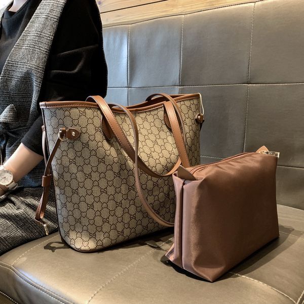 bag women's tote canvas underarm handbag large capacity checkered mother water bucket bag
bag women's tote canvas underarm handbag large capacity checkered mother water bucket bag