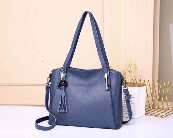 messenger bags messenger bags fashion head single shoulder hand carry over leather women's handbag large capacity crescent bag
messenger bags messenger bags fashion head single shoulder hand carry over leather women's handbag large capacity crescent bag