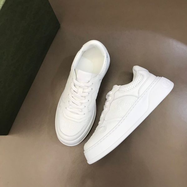 men's and women's platform shoes designer casual fashion luxury flat-soled couple sneakers, Red;white
men's and women's platform shoes designer casual fashion luxury flat-soled couple sneakers, Red;white