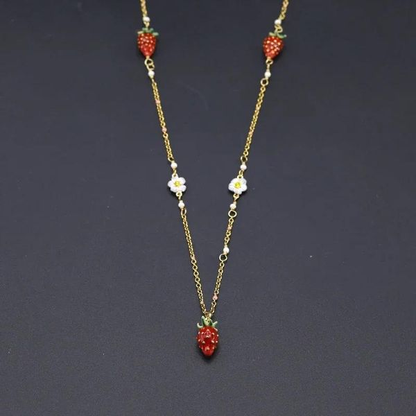 pendant necklaces enamel glazed royal garden strawberry necklace fresh fruit simple gradient white flower three clavicle, Silver
pendant necklaces enamel glazed royal garden strawberry necklace fresh fruit simple gradient white flower three clavicle, Silver