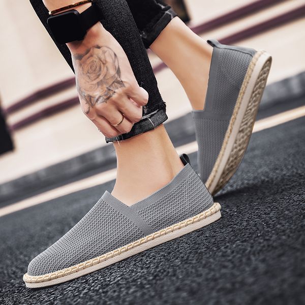2021 classic comfortable running shoes for mens breathable men's athletic shoes fly weave jogging shoe lightweight fashion black white
2021 classic comfortable running shoes for mens breathable men's athletic shoes fly weave jogging shoe lightweight fashion black white