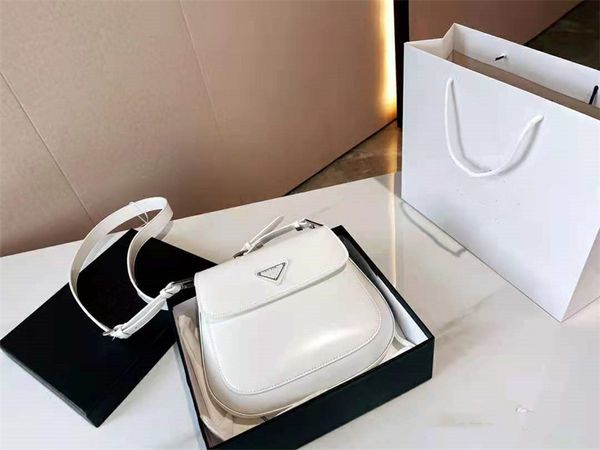 2021 trendy lightweight underarm bags shoulder bag ladies fashion luxury r quality handbag crossbody handbags genuine material
2021 trendy lightweight underarm bags shoulder bag ladies fashion luxury r quality handbag crossbody handbags genuine material