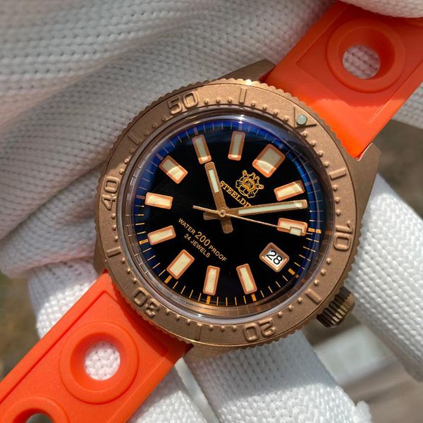 wristwatches steeldive sd1962s men's diving watch luminous beads cusn8 bronze bezel sapphire crystal bubble mirror nh35 mechanical wris, Slivery;brown
wristwatches steeldive sd1962s men's diving watch luminous beads cusn8 bronze bezel sapphire crystal bubble mirror nh35 mechanical wris, Slivery;brown
