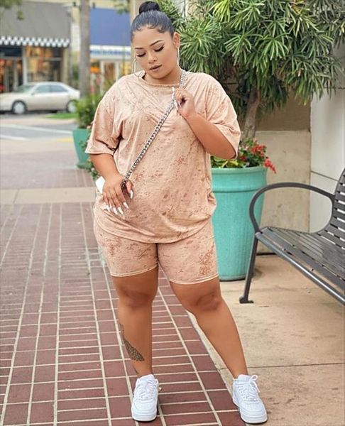 spring casual outfits plus size women tracksuits fashion high waist biker shorts o neck loose t shirts two piece set, Gray
spring casual outfits plus size women tracksuits fashion high waist biker shorts o neck loose t shirts two piece set, Gray