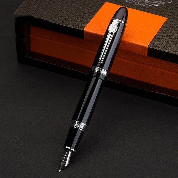 fountain pens hero screw open silver clip 0.5mm pen/1.0mm bent nib art calligraphy pen thick black ink with an original gift box
fountain pens hero screw open silver clip 0.5mm pen/1.0mm bent nib art calligraphy pen thick black ink with an original gift box