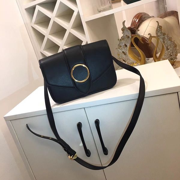 woman bag brand classic round logo smooth leather flap luxury shoulder bag 2022 designer lady messenger bags
woman bag brand classic round logo smooth leather flap luxury shoulder bag 2022 designer lady messenger bags