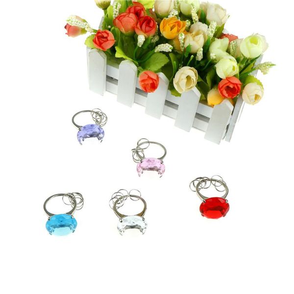 1pcs diamond ring shape keychain home wedding gifts for guests souvenirs party favors favor
1pcs diamond ring shape keychain home wedding gifts for guests souvenirs party favors favor