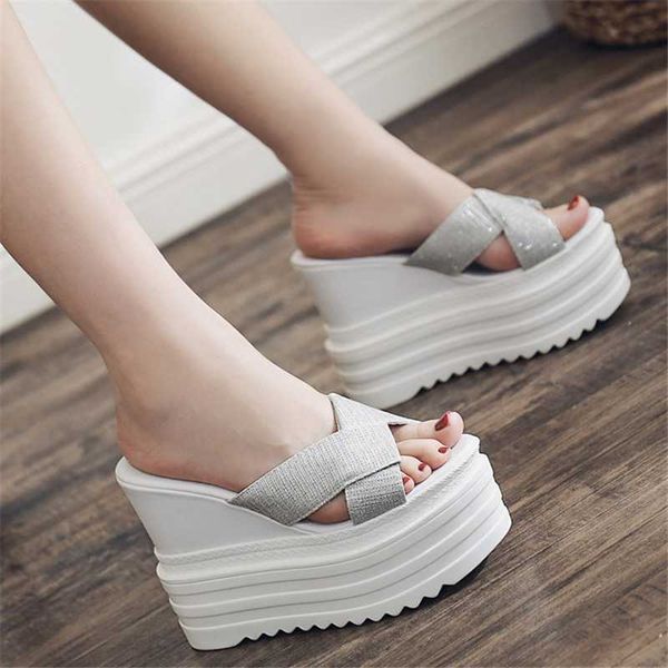 slippers sweet women non-slip sandals wedges body increases 13cm summer high lady casual peep toe sandalias holiday beach shoes, Black
slippers sweet women non-slip sandals wedges body increases 13cm summer high lady casual peep toe sandalias holiday beach shoes, Black