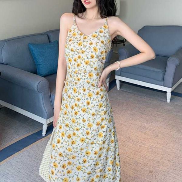 v-neck suspender skirt waist a-line floral chiffon fairy 2021 women's mid summer long dress, Black;gray
v-neck suspender skirt waist a-line floral chiffon fairy 2021 women's mid summer long dress, Black;gray