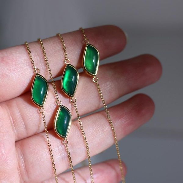 pendant necklaces simple temperament, chalcedony leaf necklace, natural stone pendant, green titanium steel bracelet, Silver
pendant necklaces simple temperament, chalcedony leaf necklace, natural stone pendant, green titanium steel bracelet, Silver