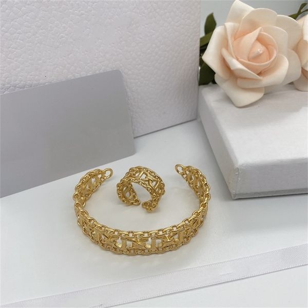 85% off factory clearance family bracelet new bracelet female dijiawang red star same ring female, Black
85% off factory clearance family bracelet new bracelet female dijiawang red star same ring female, Black