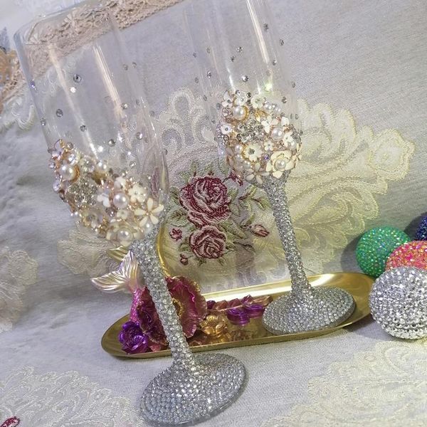 wine glasses handmade 210ml flowers bling sparkling crystal rhinestones party champagne coupes cocktail flutes cup goblet wedding glass
wine glasses handmade 210ml flowers bling sparkling crystal rhinestones party champagne coupes cocktail flutes cup goblet wedding glass
