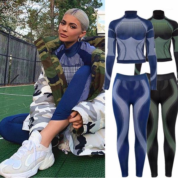 yoga outfits winter women set fitness long sleeve crop t shirt activewear high waist sport leggings stripe tracksuit1, White;red
yoga outfits winter women set fitness long sleeve crop t shirt activewear high waist sport leggings stripe tracksuit1, White;red