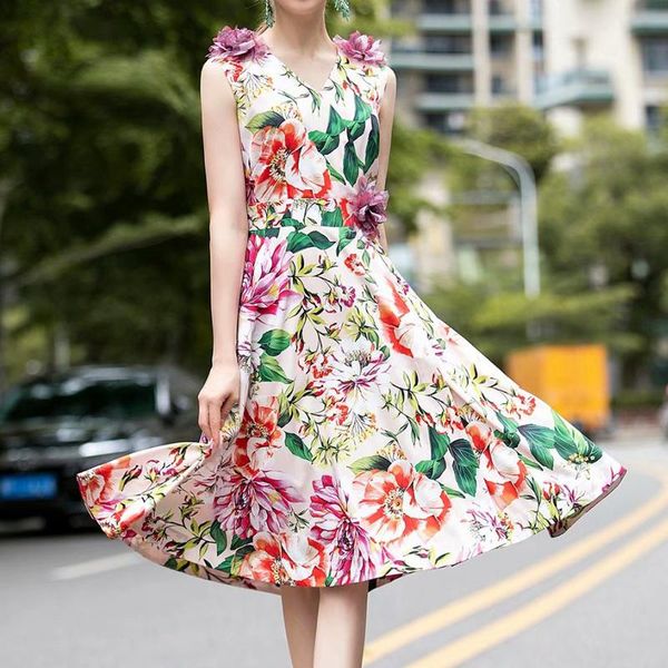 casual dresses street est high fashion 2021 designer blouse women's v-neck sleeveless appliques floral print dress, Black;gray
casual dresses street est high fashion 2021 designer blouse women's v-neck sleeveless appliques floral print dress, Black;gray