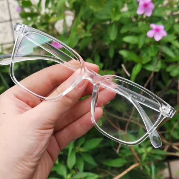 transparent women glasses frame 2020 vintage eyeglasses square clear lens for wo men optical spectacle frame, White;black
transparent women glasses frame 2020 vintage eyeglasses square clear lens for wo men optical spectacle frame, White;black