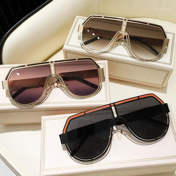 rimless men fashion sunglasses imitation rhinestones gradient color uv400 women, White;black
rimless men fashion sunglasses imitation rhinestones gradient color uv400 women, White;black