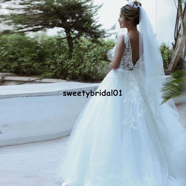 2021 lace a-line for women wedding wear applique deep v-neck formal party dress informal second reception gowns, White
2021 lace a-line for women wedding wear applique deep v-neck formal party dress informal second reception gowns, White