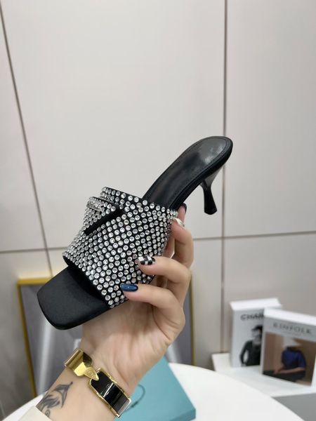 womens designer slipper slides sandal summer shoes men classic brand beach slides casual woman 0709, Black
womens designer slipper slides sandal summer shoes men classic brand beach slides casual woman 0709, Black