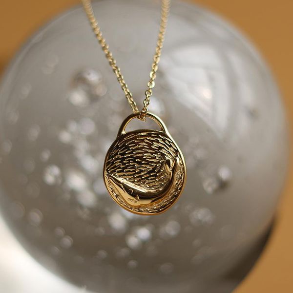 pendant necklaces peace type jewelry pattern of whales and birds symbol round coin for necklace unisex, Silver
pendant necklaces peace type jewelry pattern of whales and birds symbol round coin for necklace unisex, Silver