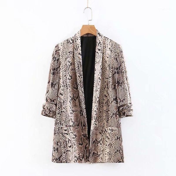 women's suits & blazers women snake print blazer suit fashion long sleeve jacket female vintage spring pockets femme 2021 sale items, White;black
women's suits & blazers women snake print blazer suit fashion long sleeve jacket female vintage spring pockets femme 2021 sale items, White;black