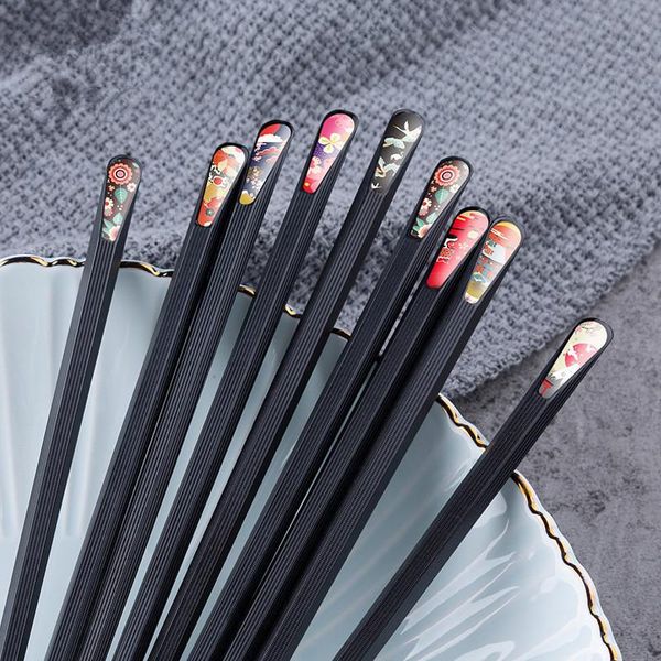 chopsticks 1 pair chinese style tableware stick alloy catering utensils sushi sticks non-slip household kitchen gargets
chopsticks 1 pair chinese style tableware stick alloy catering utensils sushi sticks non-slip household kitchen gargets
