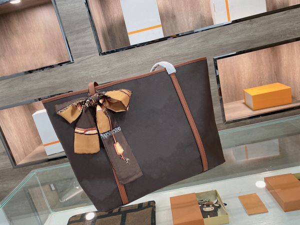 new designer woman handbags bag casual tote handbag shopping bags fashion 2021 large capacity woman handbags
new designer woman handbags bag casual tote handbag shopping bags fashion 2021 large capacity woman handbags