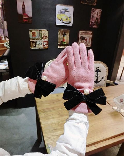 five fingers gloves bowknot ring cashmere korean women' winter fashion rhinestone buckle velvet finger warm touch screen women, Blue;gray
five fingers gloves bowknot ring cashmere korean women' winter fashion rhinestone buckle velvet finger warm touch screen women, Blue;gray