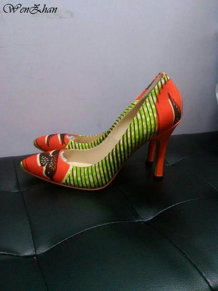 dress shoes women fashion pumps with wax fabric prints high heels pointed toe pumps, accept customized color 86-25, Black
dress shoes women fashion pumps with wax fabric prints high heels pointed toe pumps, accept customized color 86-25, Black