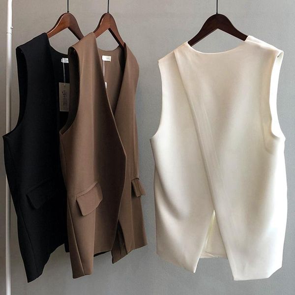 women's vests loose women vest autumn 2021 solid v-neck sleeveless pockets office lady elegant female outwear coats, Black;white
women's vests loose women vest autumn 2021 solid v-neck sleeveless pockets office lady elegant female outwear coats, Black;white