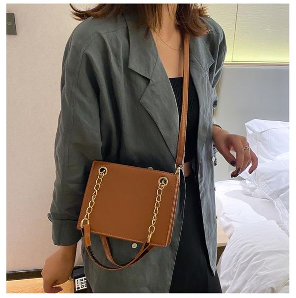 duffel bags women bag fashion casual chain handbag female pu leather shoulder messenger crossbody ladies mobile phone cosmetic organizer
duffel bags women bag fashion casual chain handbag female pu leather shoulder messenger crossbody ladies mobile phone cosmetic organizer