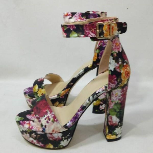 shoes,elegant fashion women's shoes, about 14. 5 centimeter high heel sandals, sandals. size:34-45 sandals, Black
shoes,elegant fashion women's shoes, about 14. 5 centimeter high heel sandals, sandals. size:34-45 sandals, Black