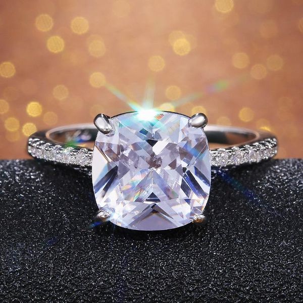 wedding rings huitan simple stylish big square cz women ring 4 prong engagement party dazzling female gift dropshiping, Slivery;golden
wedding rings huitan simple stylish big square cz women ring 4 prong engagement party dazzling female gift dropshiping, Slivery;golden
