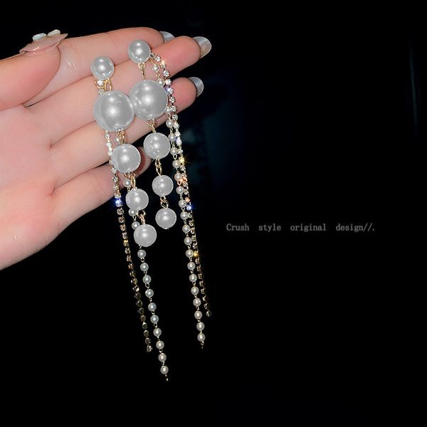 925 silver needle designer east gate temperament geometric diamond pearl tassel net red fashion earrings
925 silver needle designer east gate temperament geometric diamond pearl tassel net red fashion earrings