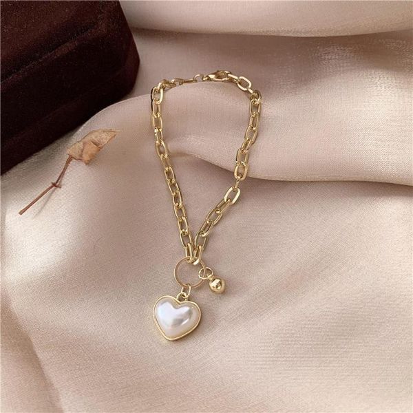 south korea love pearl hand catenary restoring ancient way female temperament contracted french small jewelry design link chains jewelry, Black
south korea love pearl hand catenary restoring ancient way female temperament contracted french small jewelry design link chains jewelry, Black