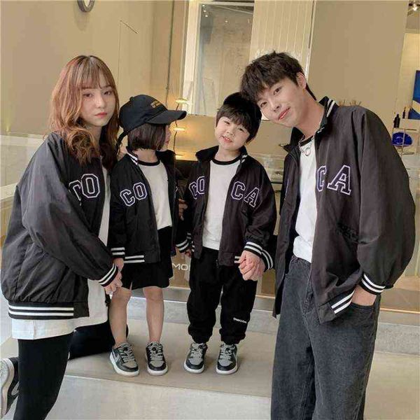 2021 same sets for family kids clothes letter printed jacket dad son daughter matching outfit zipper coat couples, Gray
2021 same sets for family kids clothes letter printed jacket dad son daughter matching outfit zipper coat couples, Gray