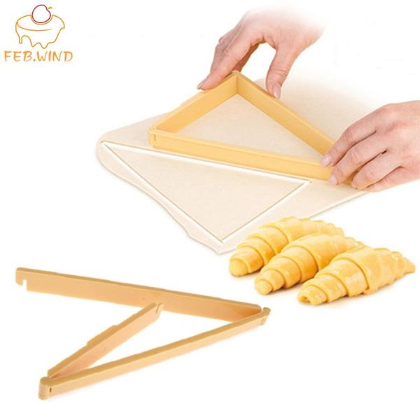 baking & pastry tools plastic croissant cutter mold roll maker machine bread line mould dough sheet kitchen gadgets 267 
baking & pastry tools plastic croissant cutter mold roll maker machine bread line mould dough sheet kitchen gadgets 267