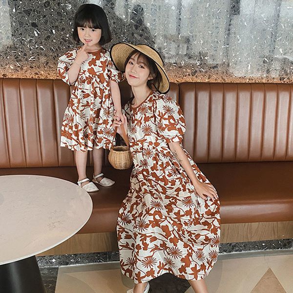 summer look mother daughter loose printing dress clothes matching outfits clothes dress, Blue
summer look mother daughter loose printing dress clothes matching outfits clothes dress, Blue