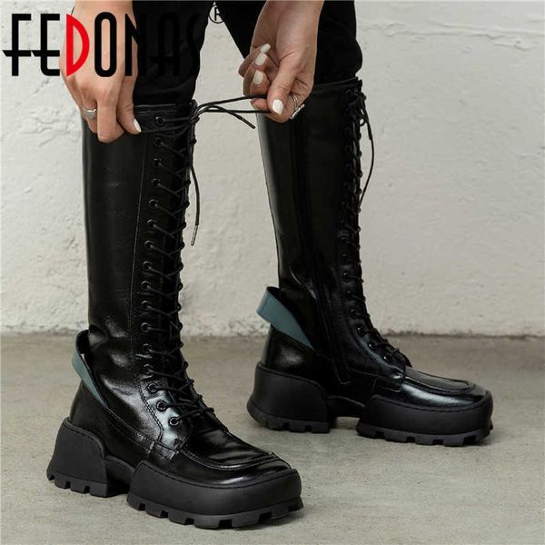 winter boots shoes women warm genuine leather motorcycle for girls cross tied night club woman 210528, Black
winter boots shoes women warm genuine leather motorcycle for girls cross tied night club woman 210528, Black