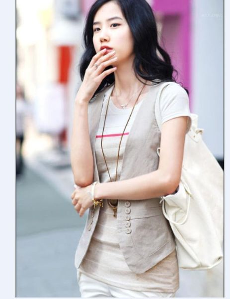 women's vests 2021 spring autumn plus size fashion women suit waistcoat v-neck casual vest sleeveless all match slim lady 4xl a40, Black;white
women's vests 2021 spring autumn plus size fashion women suit waistcoat v-neck casual vest sleeveless all match slim lady 4xl a40, Black;white