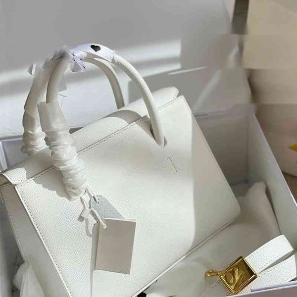 multi pochette bag onthego mini bags dijia letter single shoulder hongore twist lock briefcase design hand schoolgirl handbag zhouzhoubao123
multi pochette bag onthego mini bags dijia letter single shoulder hongore twist lock briefcase design hand schoolgirl handbag zhouzhoubao123
