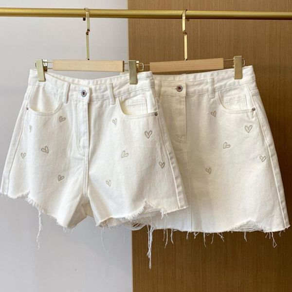 women's shorts 2021 summer fashion peach heart embroidery white jean skirts female all-match denim short trousers, White;black
women's shorts 2021 summer fashion peach heart embroidery white jean skirts female all-match denim short trousers, White;black