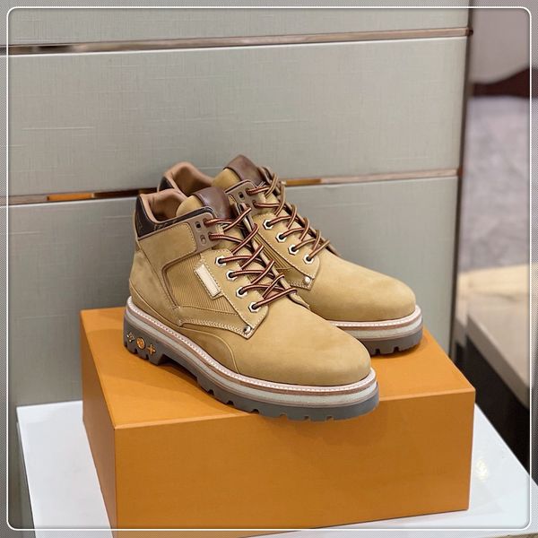 2021 new fashion luxury men's shoes boots black designer suede calfskin elegant brand low-heel motorcycle boots, Red;white
2021 new fashion luxury men's shoes boots black designer suede calfskin elegant brand low-heel motorcycle boots, Red;white